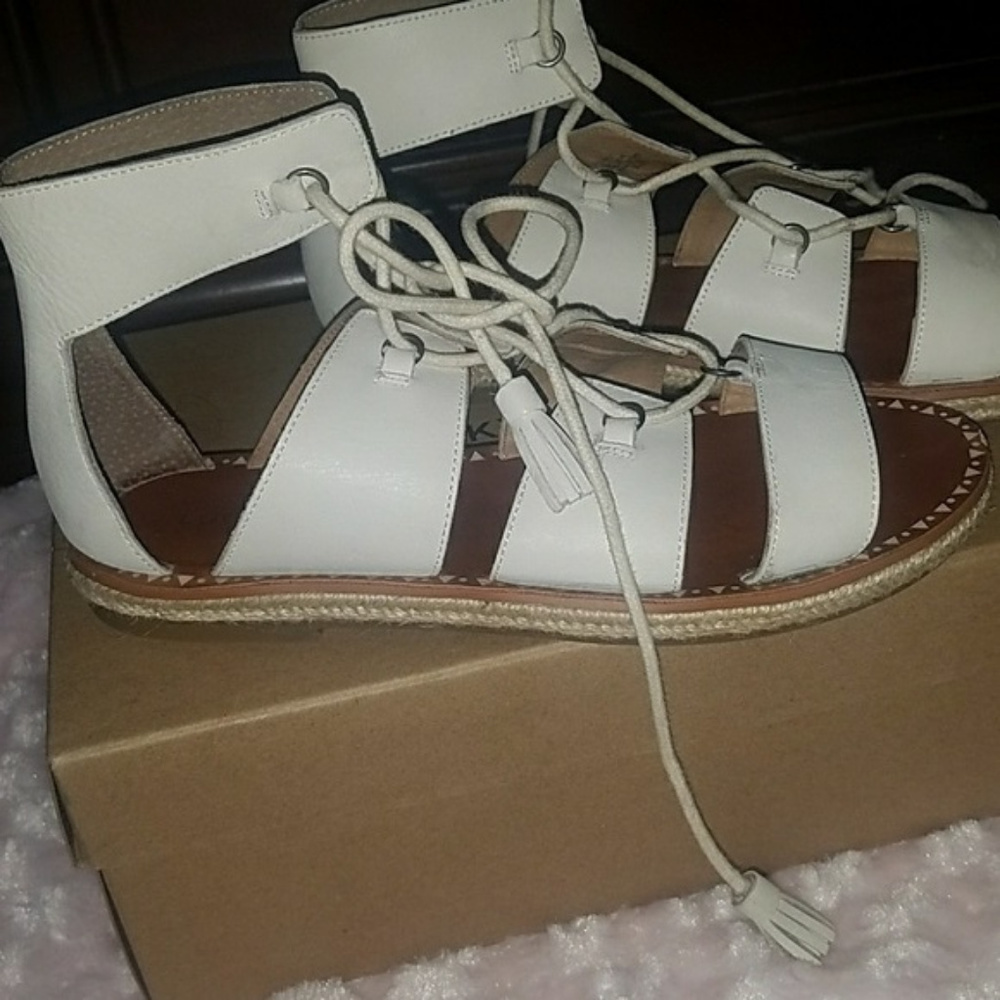 Lucky Brand Dristel Gladiator Sandal (Women's) - Picture 2 of 5